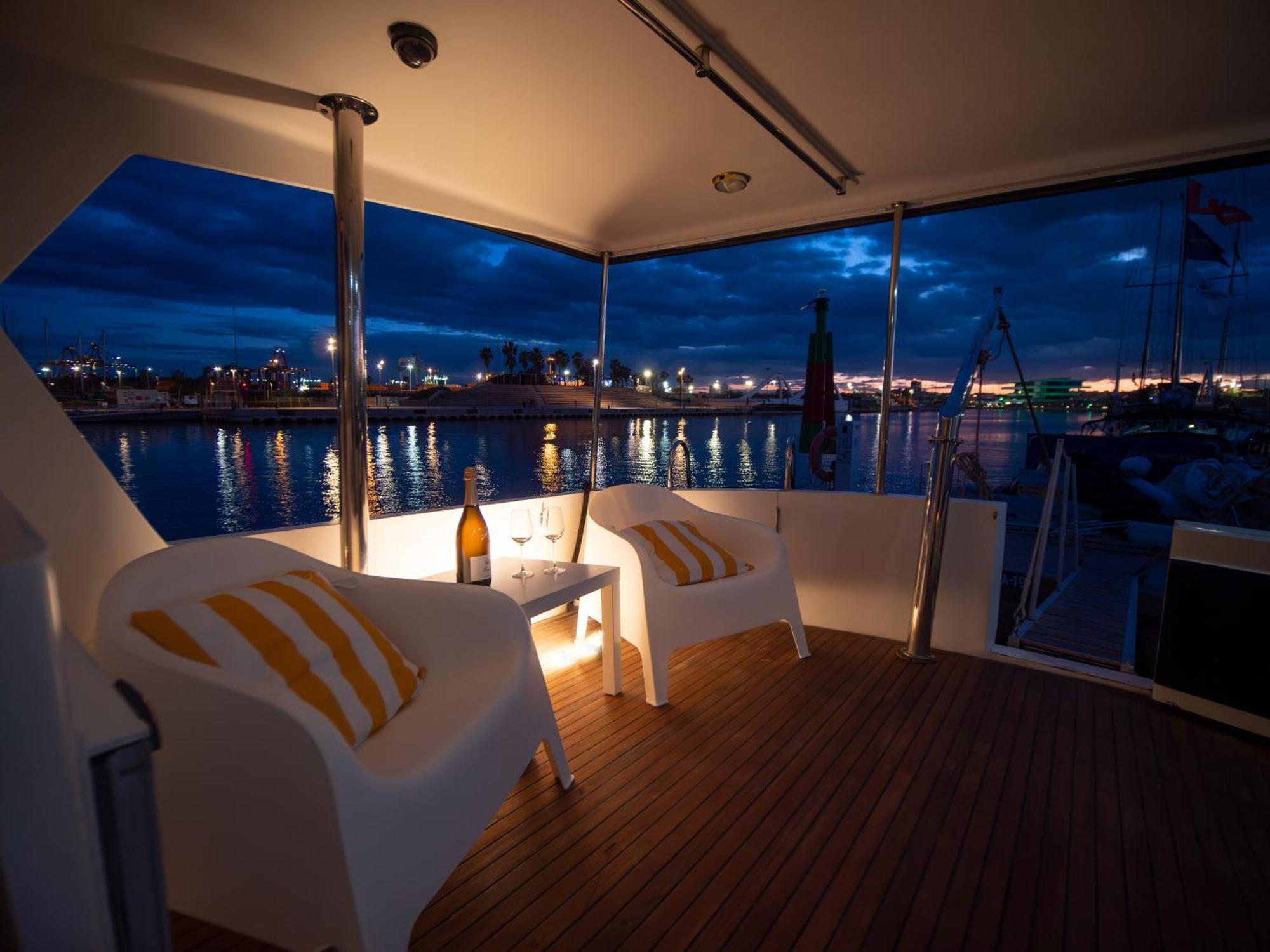 Master&Commander Hotel Valencia Ngoại thất bức ảnh