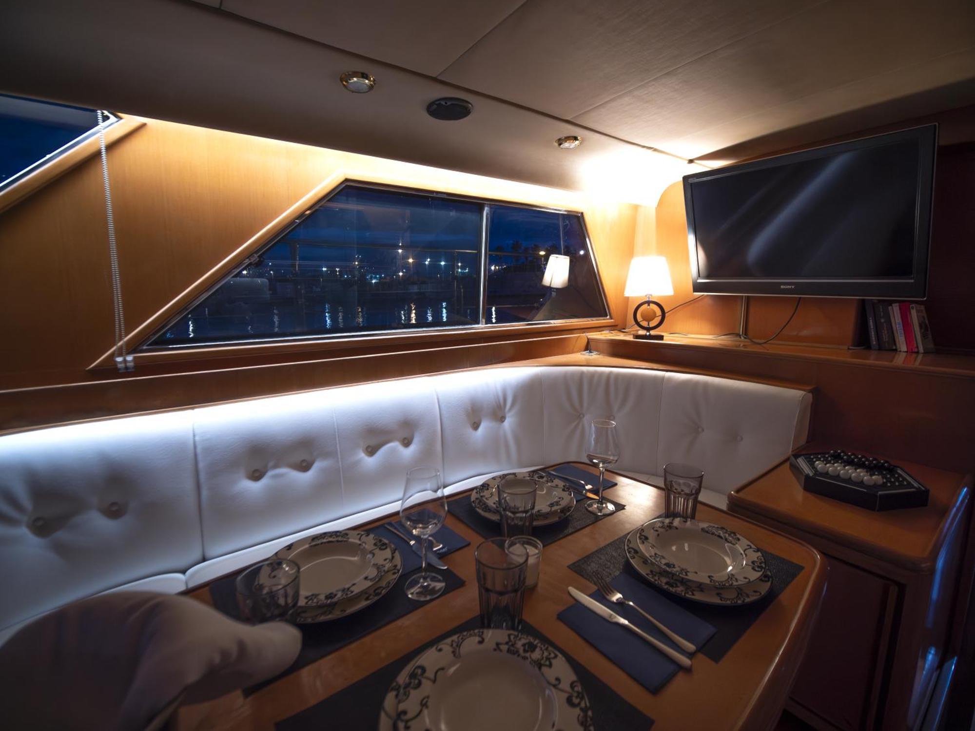 Master&Commander Hotel Valencia Ngoại thất bức ảnh