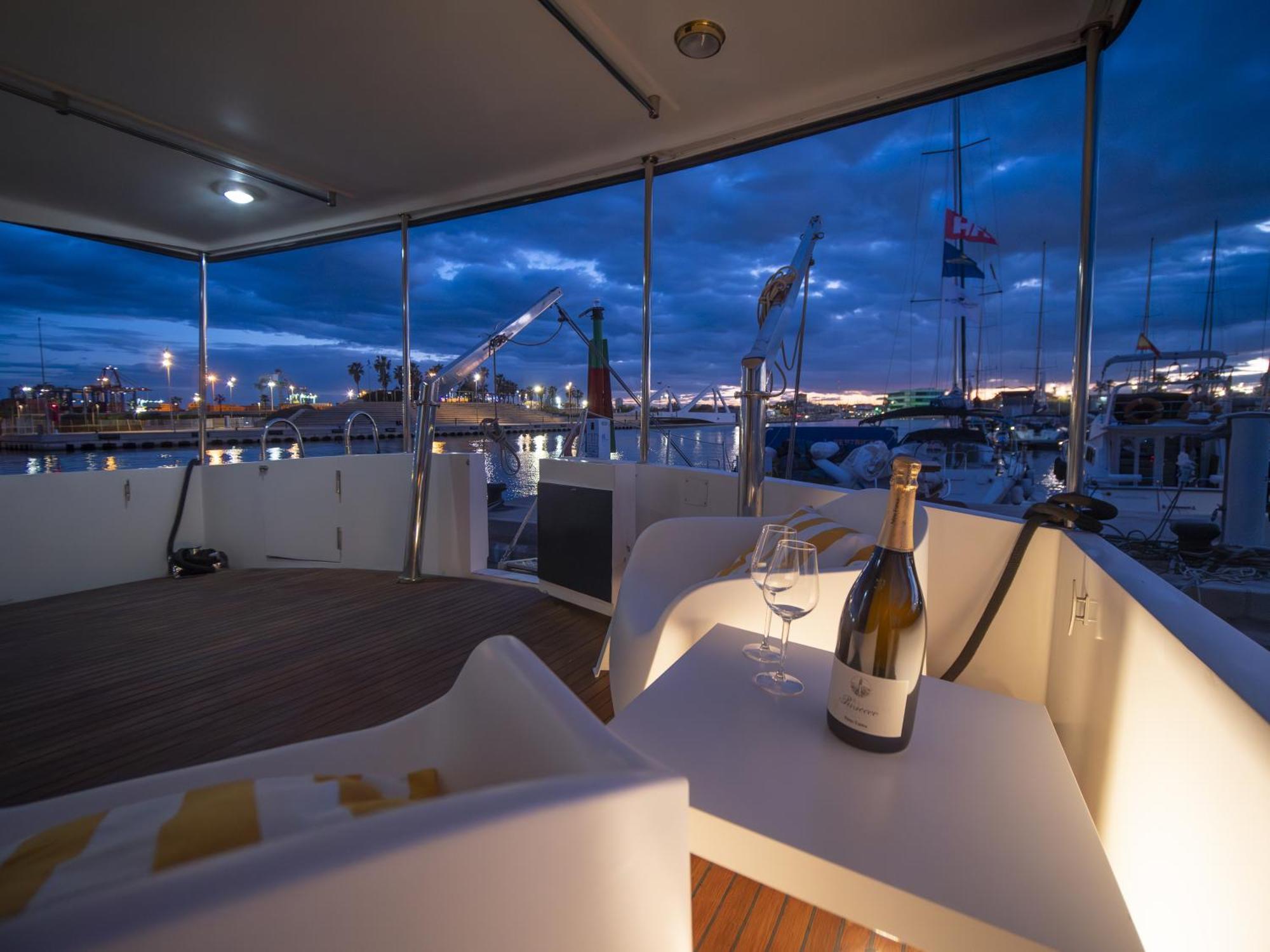 Master&Commander Hotel Valencia Ngoại thất bức ảnh